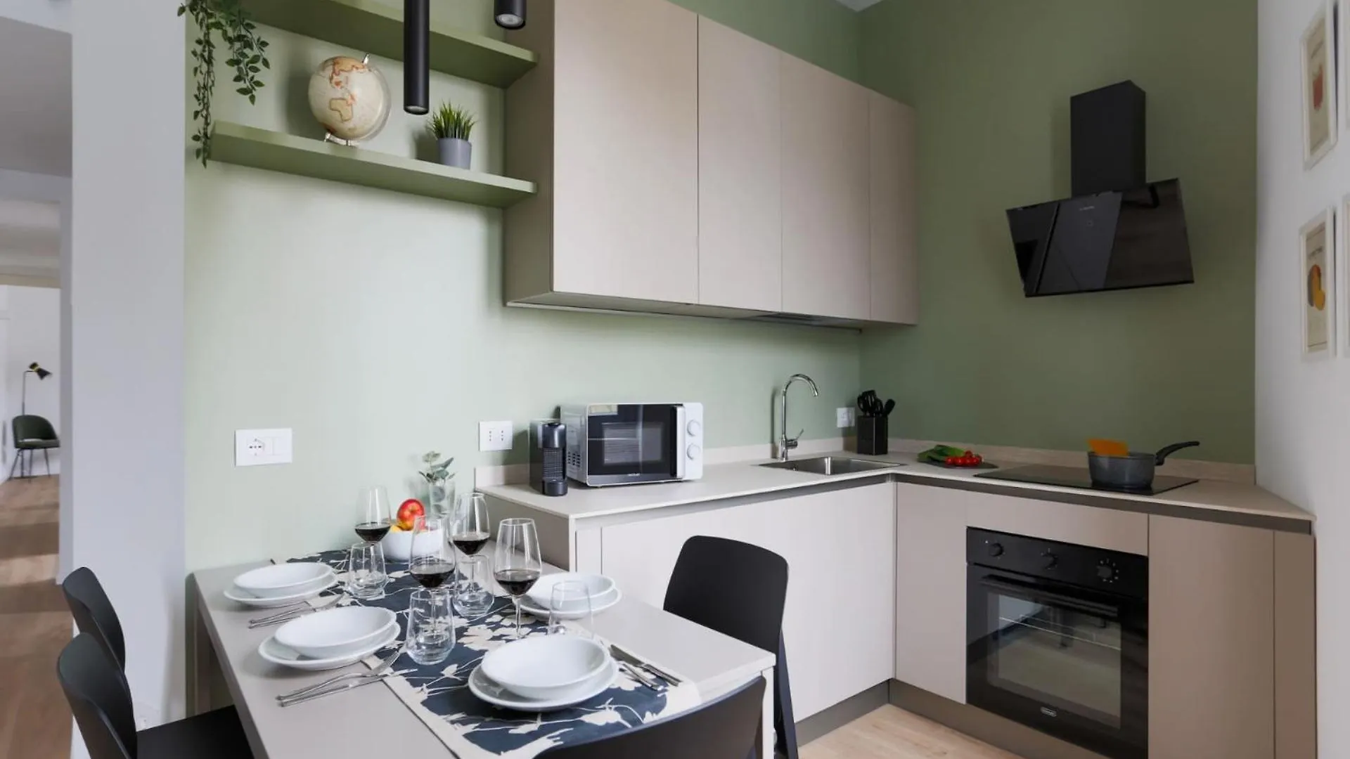 The Best Rent - Spacious And Renovated Two-Bedroom Apartment Downtown Μιλάνο