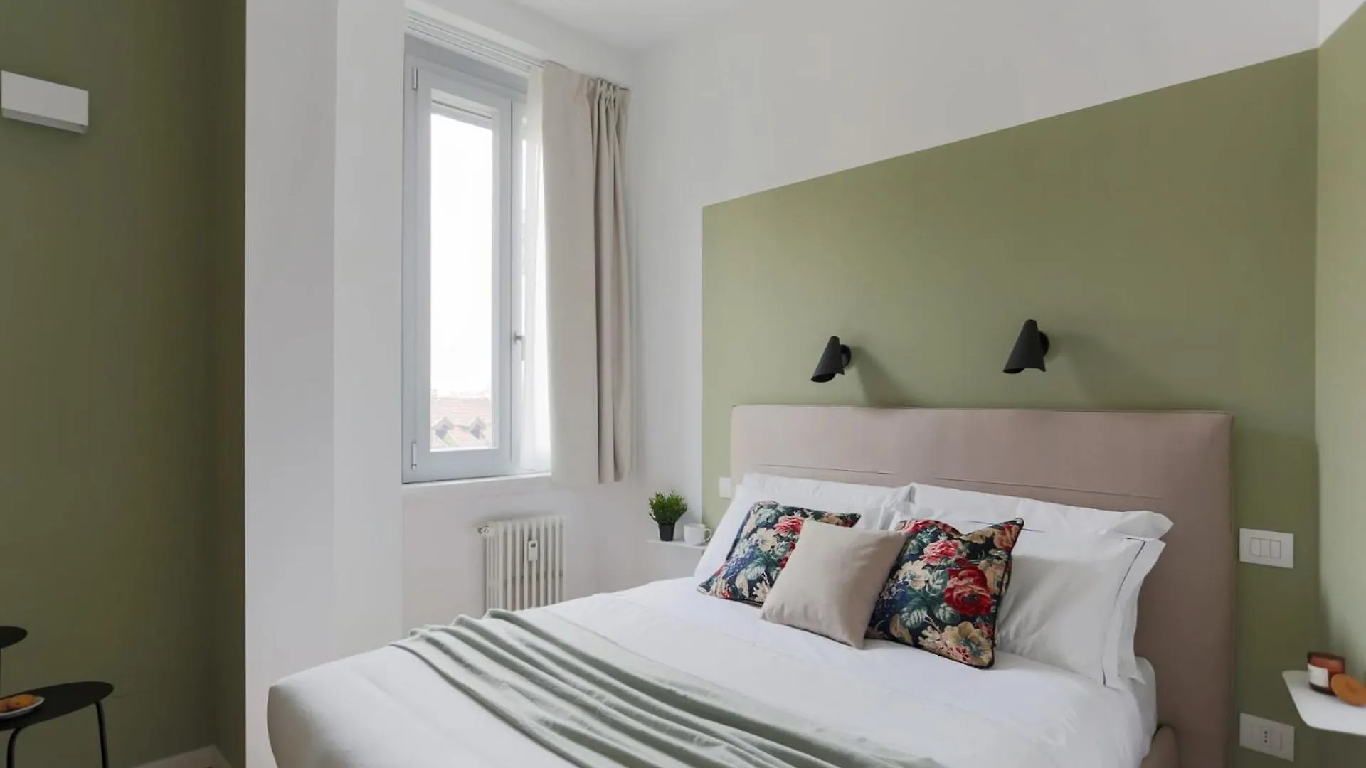 מילאנו The Best Rent - Spacious And Renovated Two-Bedroom Apartment Downtown