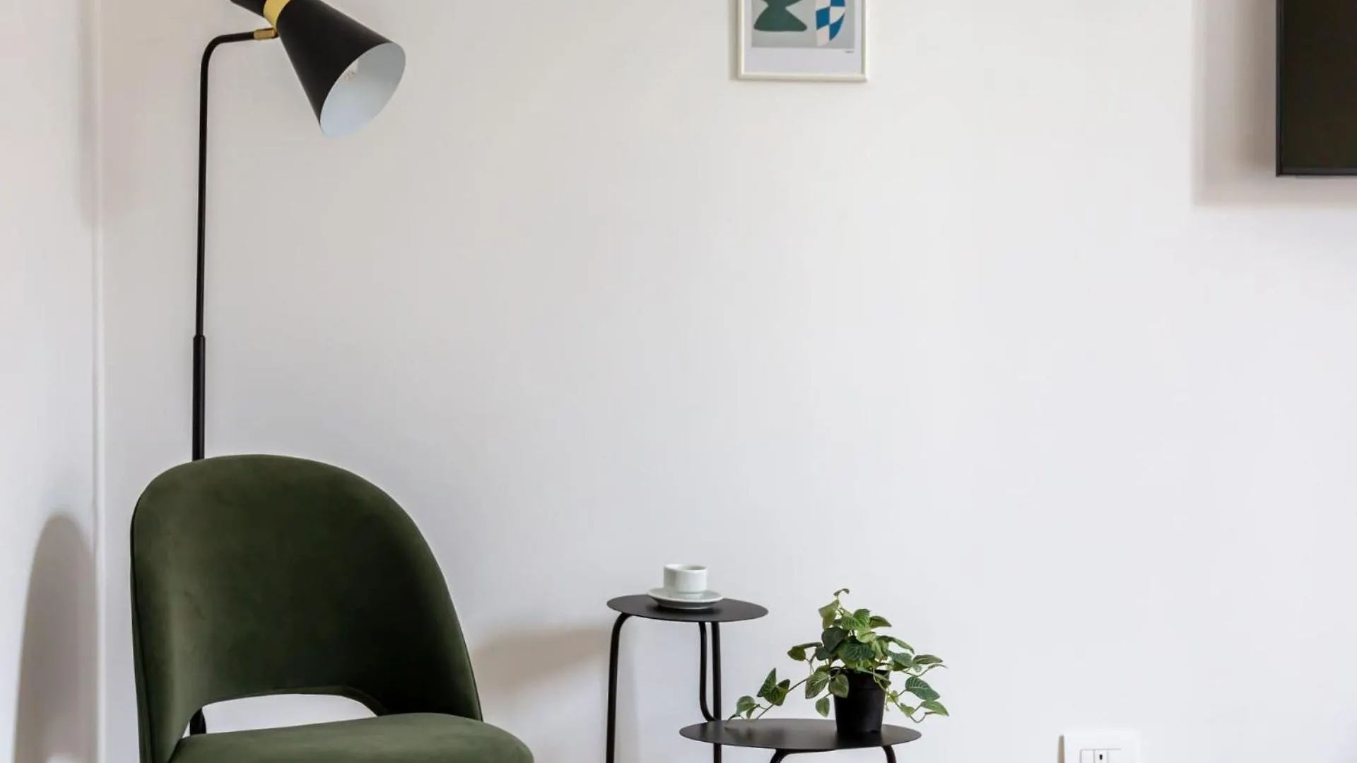 מילאנו The Best Rent - Spacious And Renovated Two-Bedroom Apartment Downtown