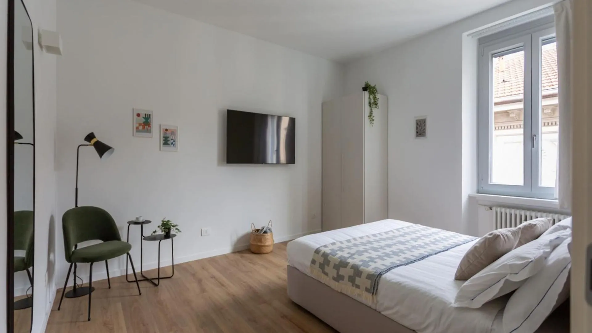 מילאנו The Best Rent - Spacious And Renovated Two-Bedroom Apartment Downtown